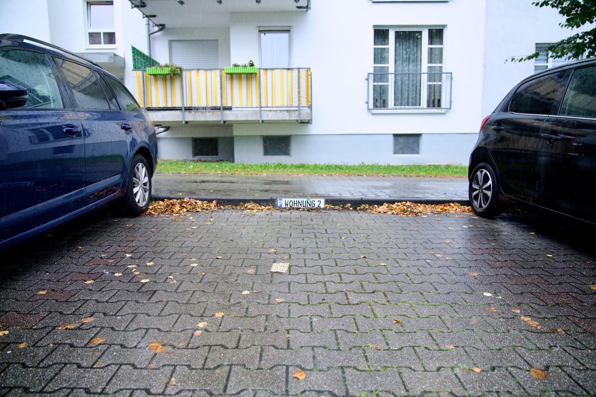 Edler Wohnraum Luxurioeses Apartment Mit Balkon, Boxspringbett, Kaffeevollautomat, Lift & Parkplatz Chemnitz Dış mekan fotoğraf
