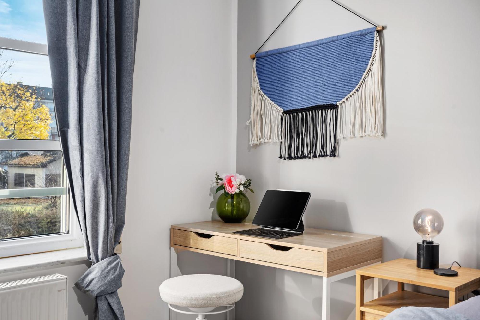 Edler Wohnraum Luxurioeses Apartment Mit Balkon, Boxspringbett, Kaffeevollautomat, Lift & Parkplatz Chemnitz Dış mekan fotoğraf